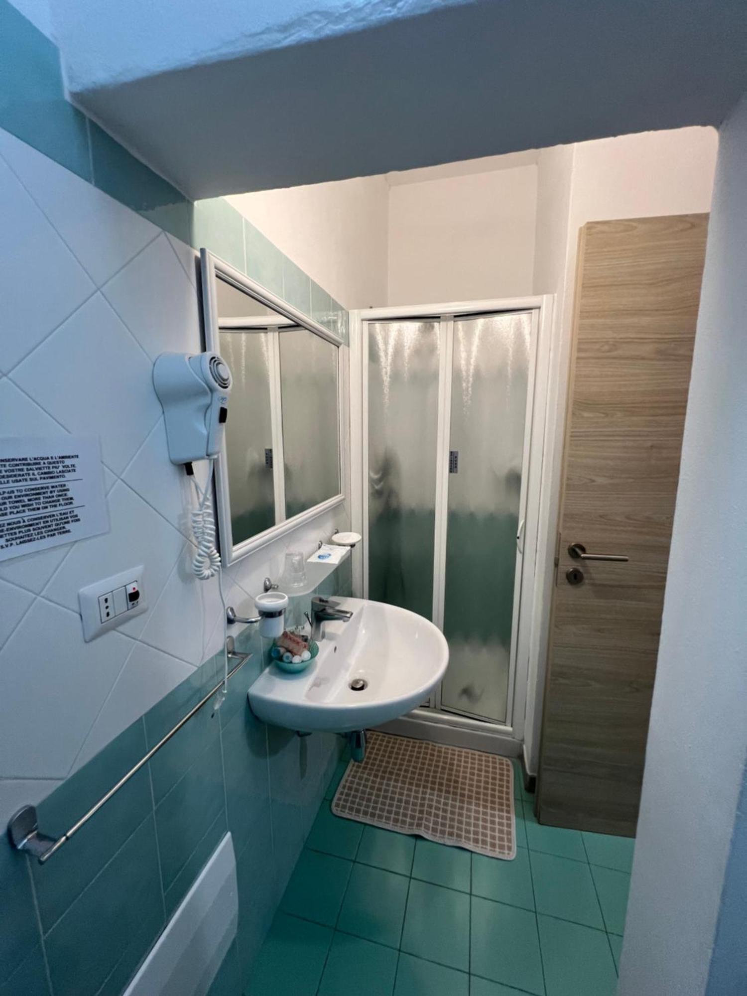 Hotel Da Cecco Santa Teresa Gallura Eksteriør bilde