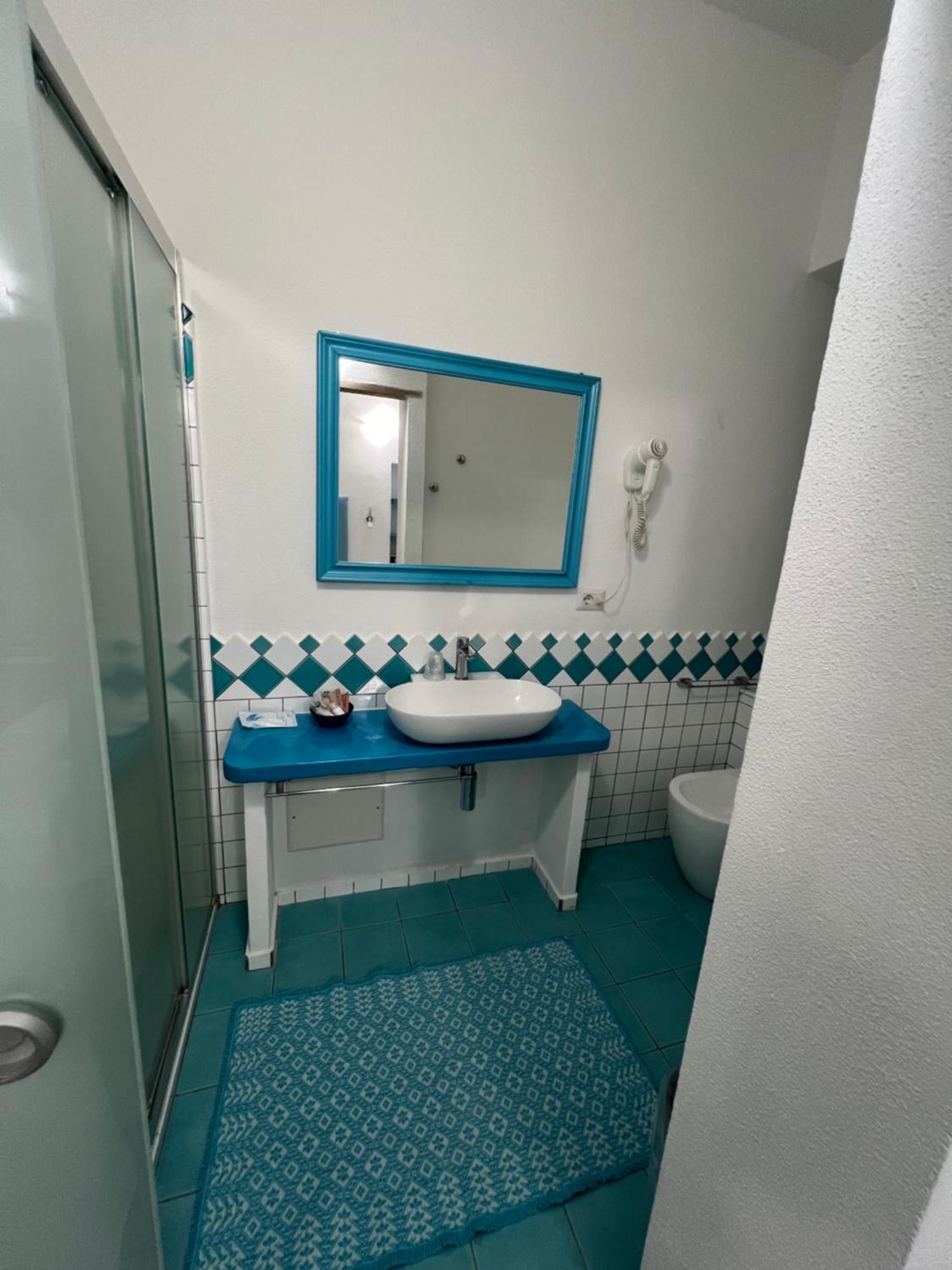 Hotel Da Cecco Santa Teresa Gallura Eksteriør bilde