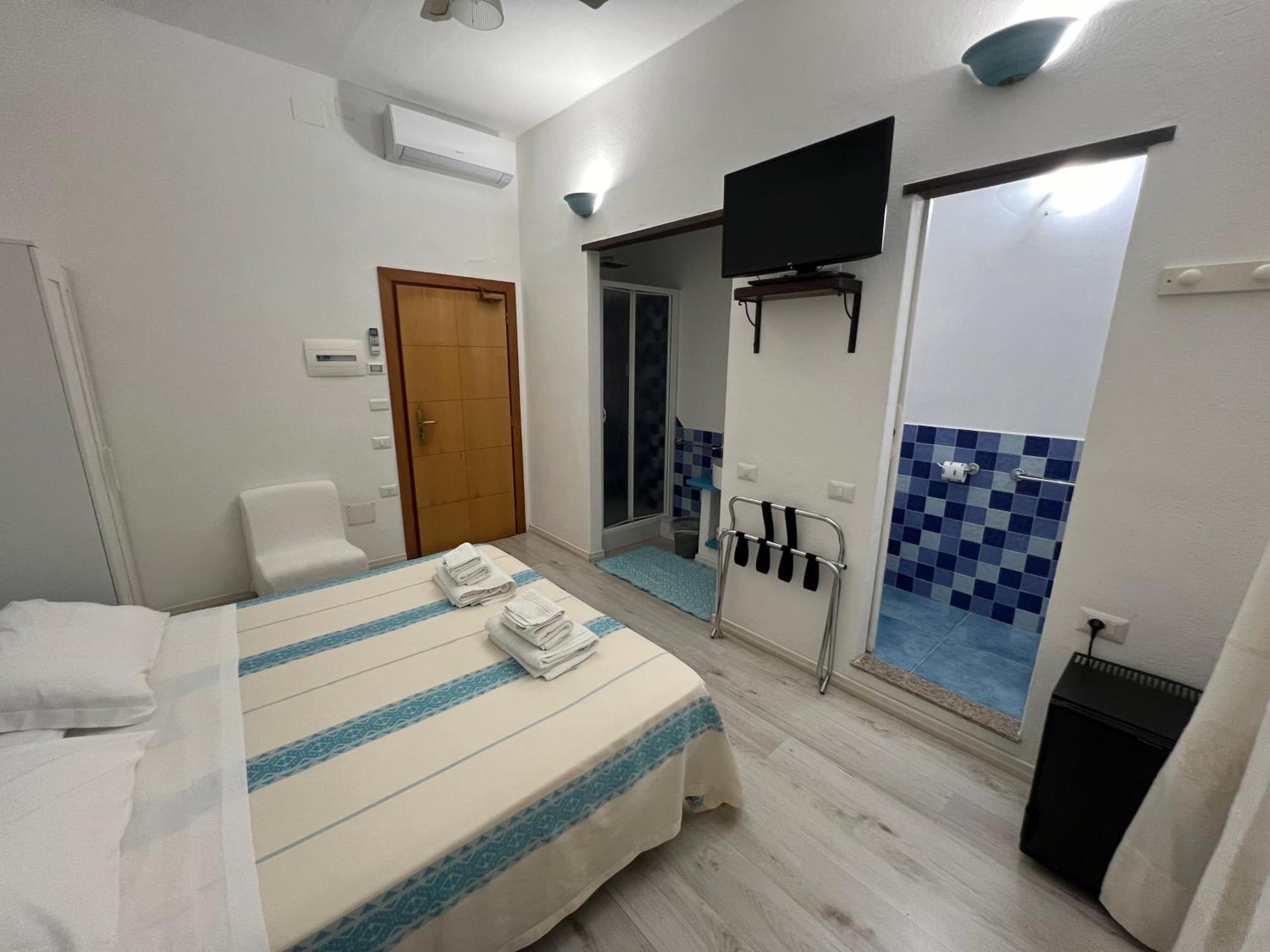 Hotel Da Cecco Santa Teresa Gallura Eksteriør bilde