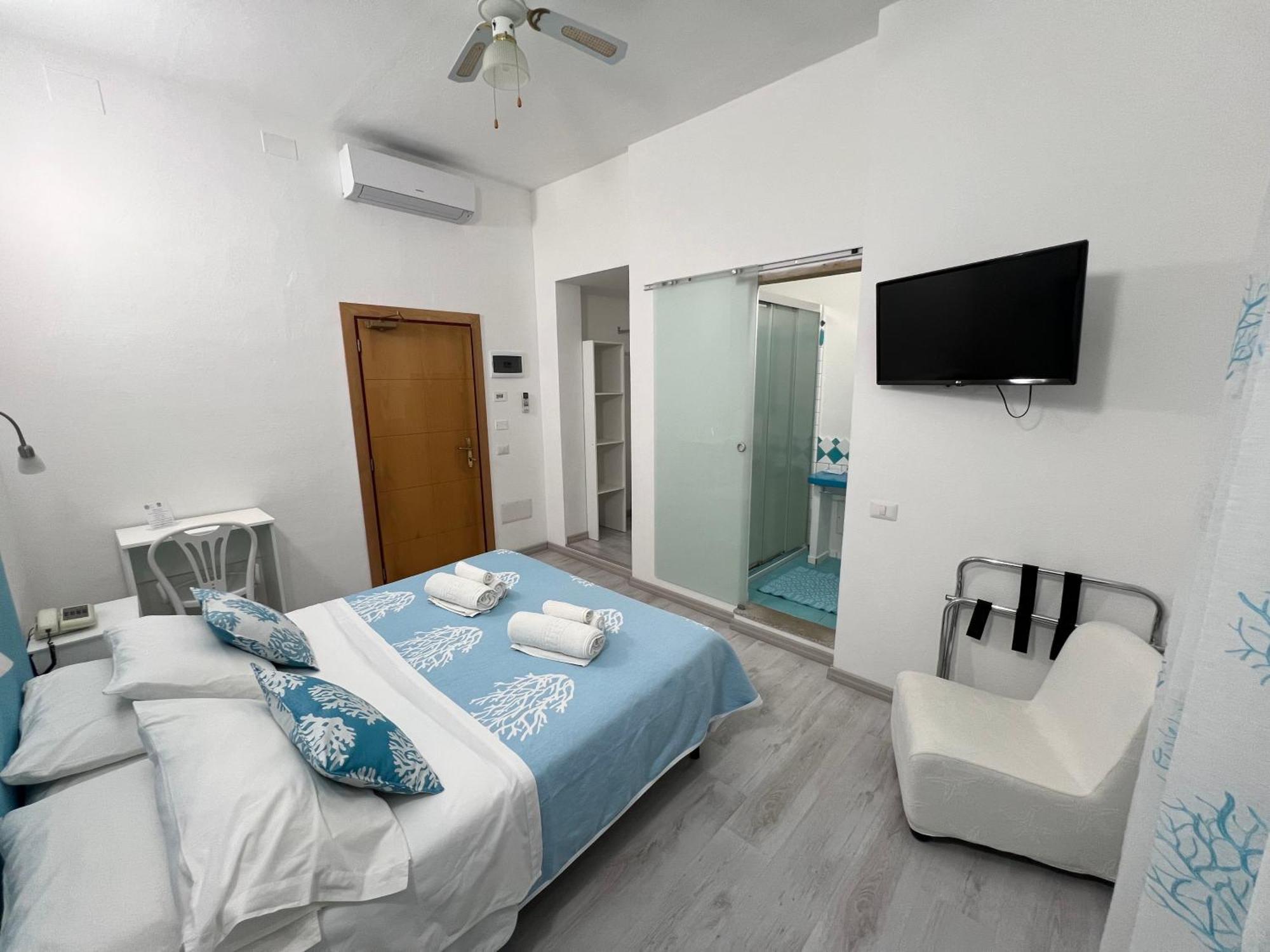 Hotel Da Cecco Santa Teresa Gallura Eksteriør bilde
