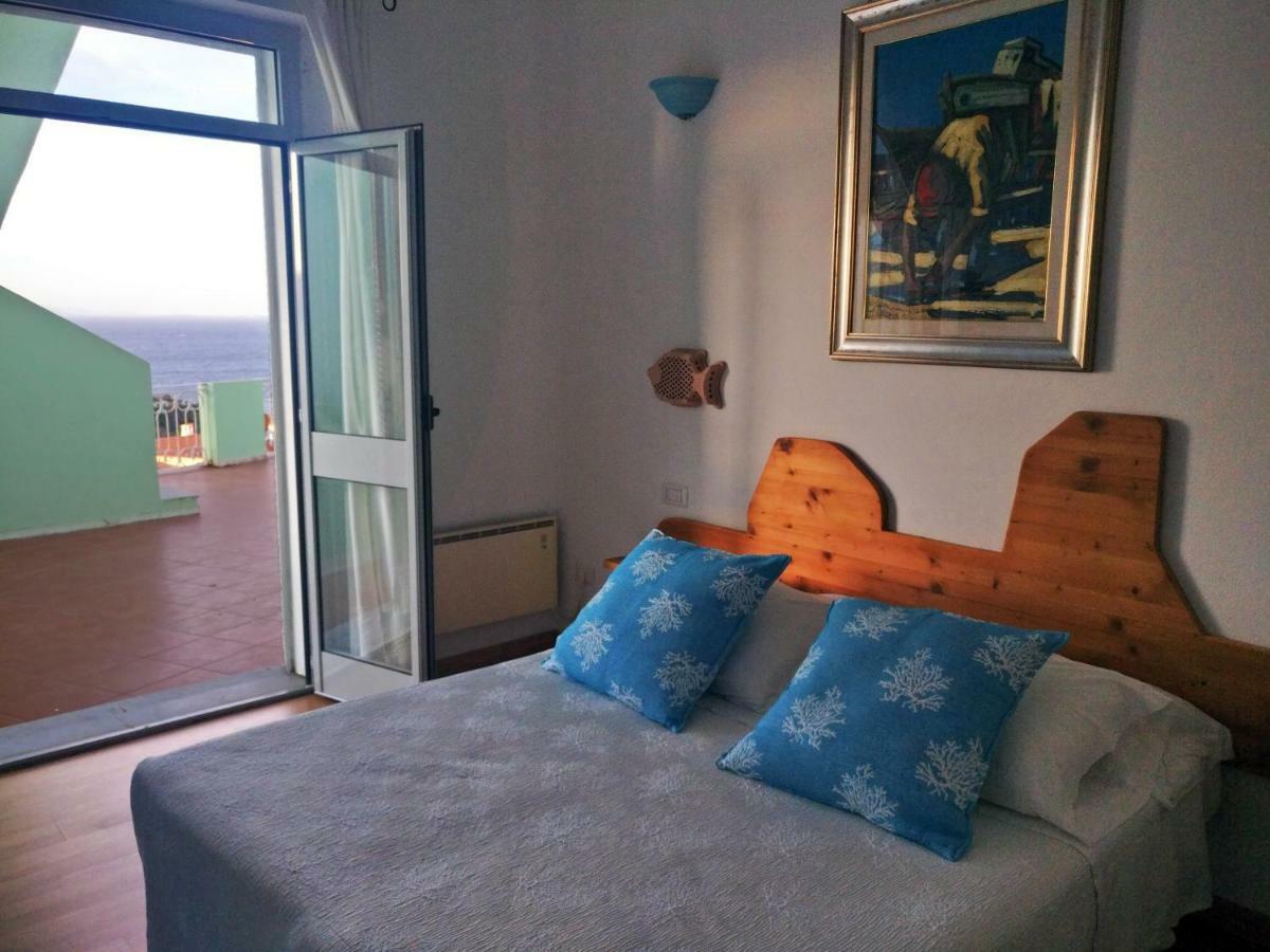 Hotel Da Cecco Santa Teresa Gallura Eksteriør bilde